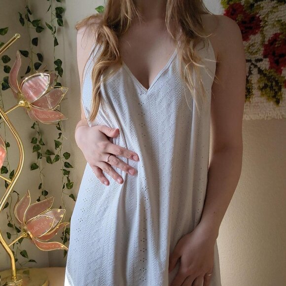 Swimsuit cover up by no boundaries - Picture 1 of 7